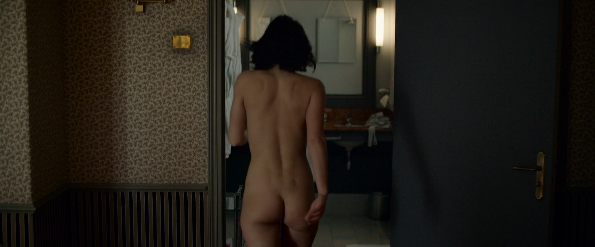 Adèle Exarchopoulos nude topless and sex and Stéphanie Cléau nude bush