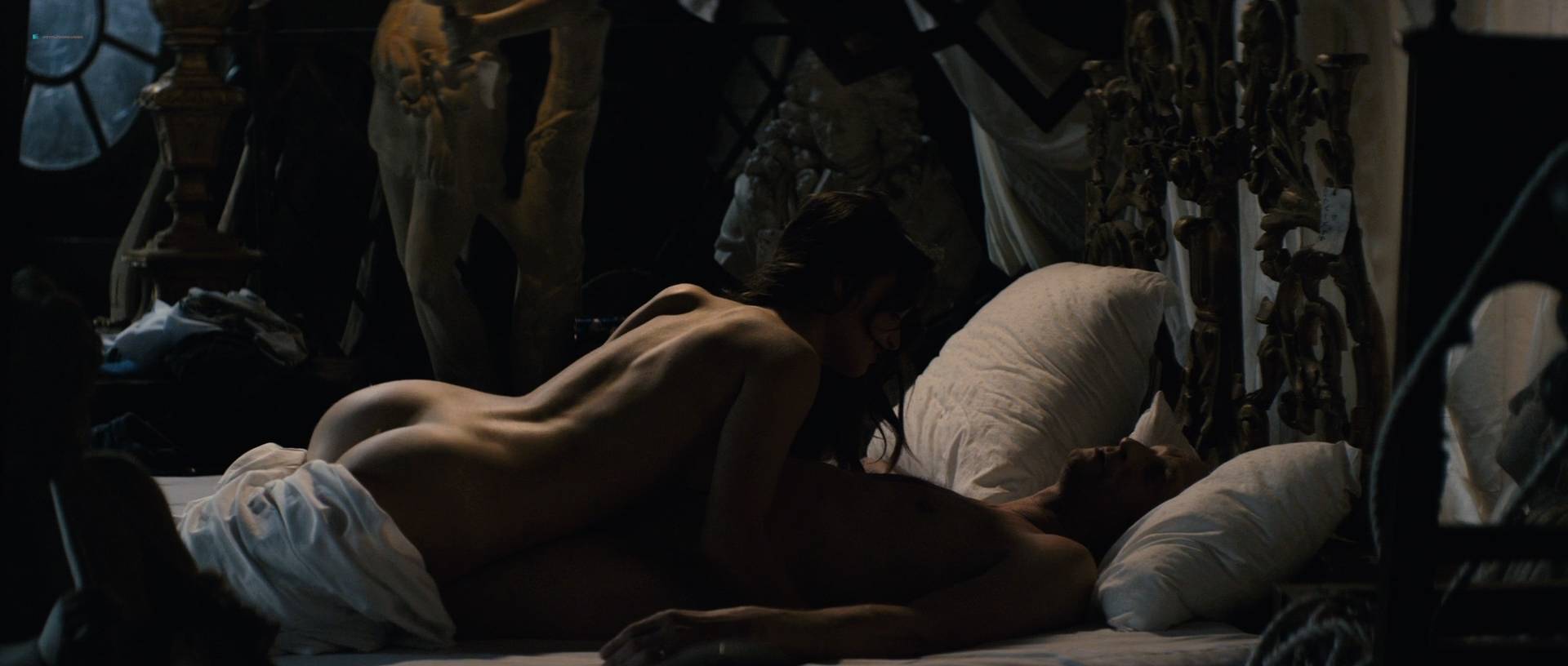 Charlotte Le Bon Nude Butt Linh Dan Pham Nude Le Grand M Chant Loup