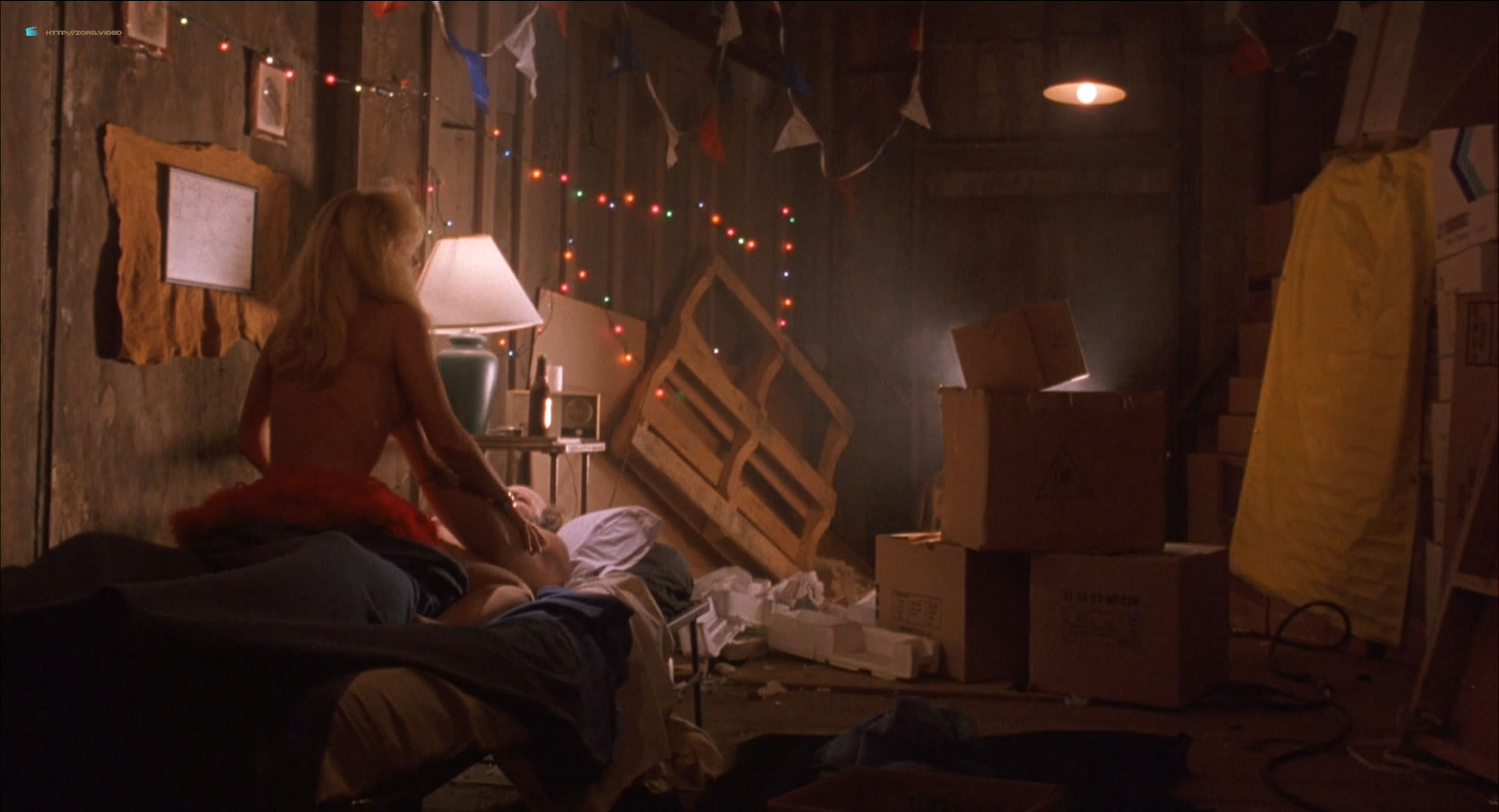 Linnea Quigley Nude In Pumpkinhead Ii