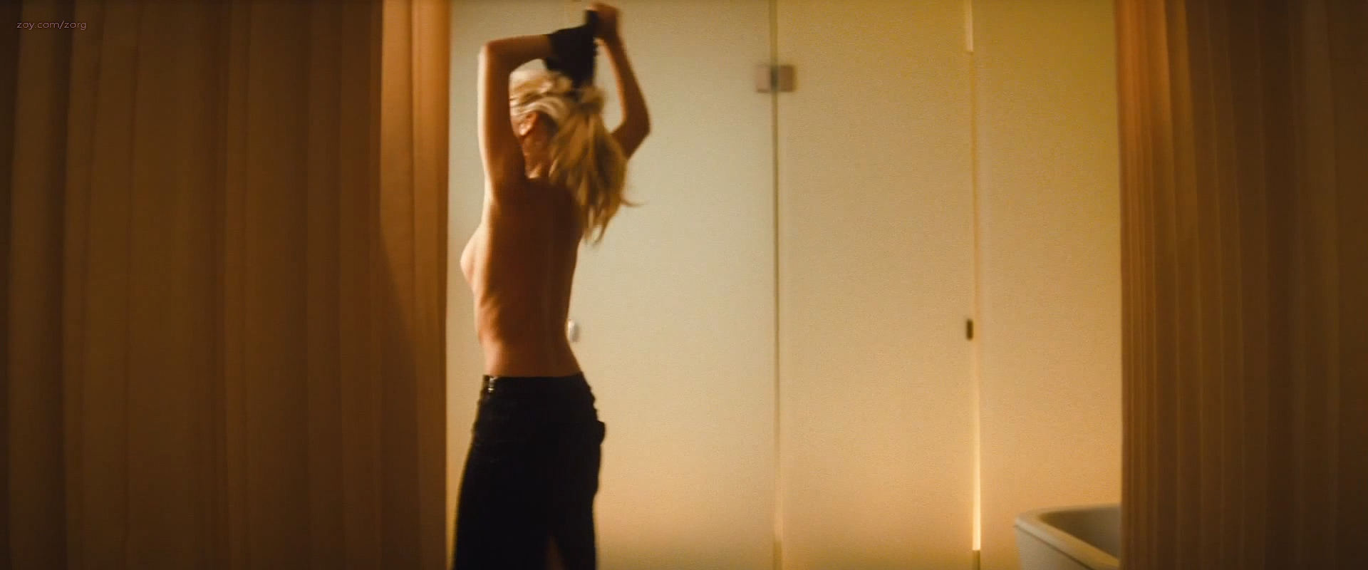 Sienna Miller brief nude topless - Layer Cake (2004) hd1080p