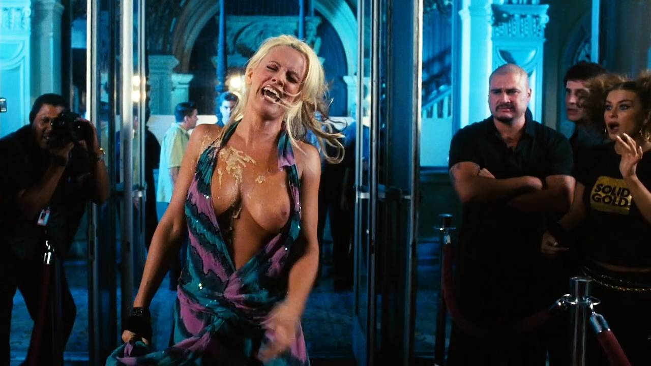 https://www.zorg.video/wp-content/uploads/2017/06/Jenny-McCarthy-nude-topless-Dirty-Love-2005-HD-720p-WEB-0003.jpg