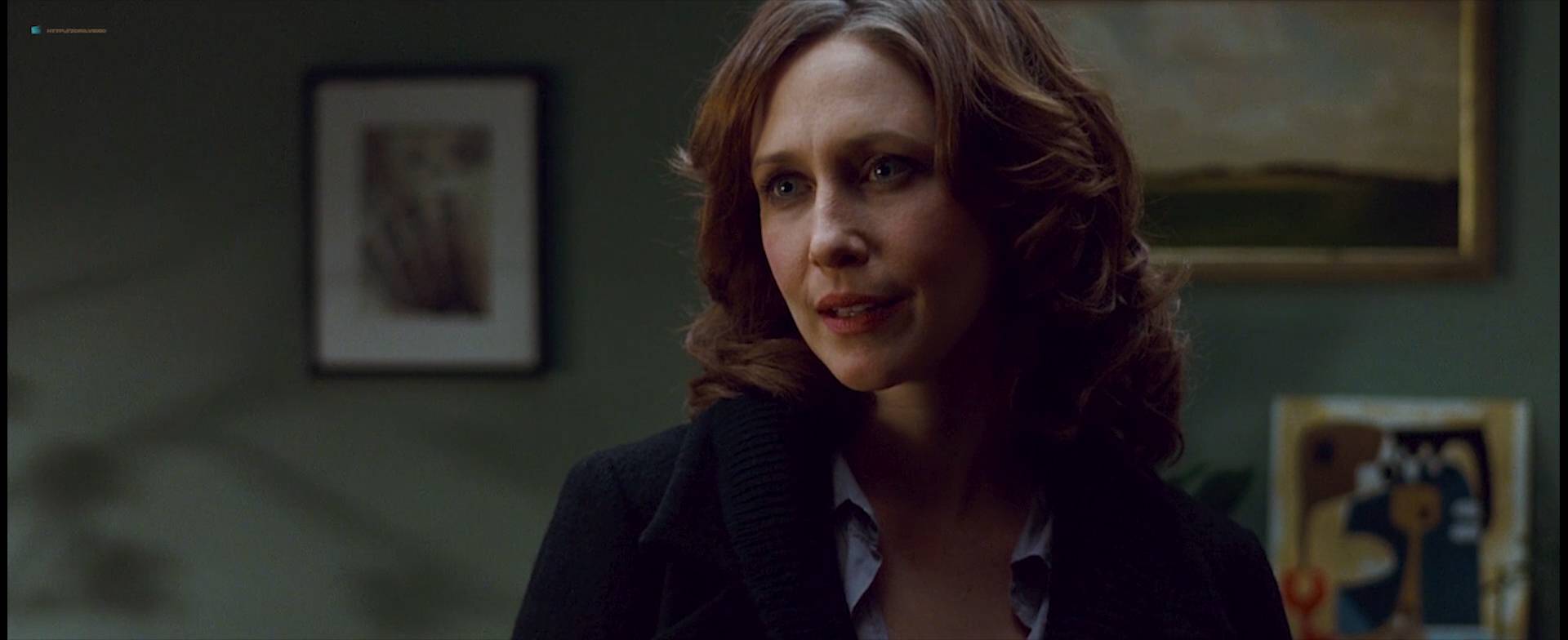 Vera Farmiga Pantyhose